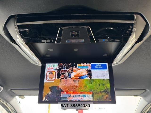 Toyota VOXY HYBRID 2019-07 7510433-26