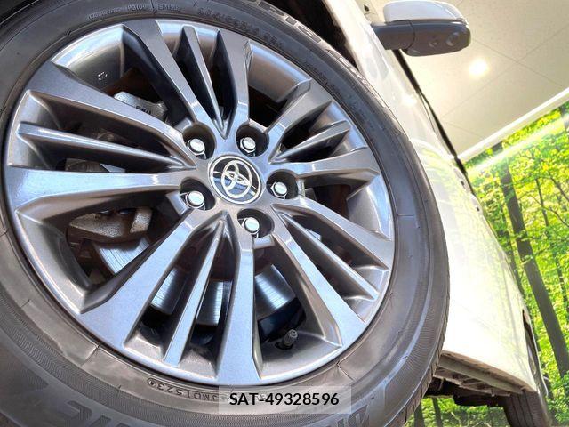 Toyota VOXY HYBRID 2023-05 7503683-13