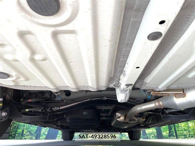 Toyota VOXY HYBRID 2023-05 7503683-18