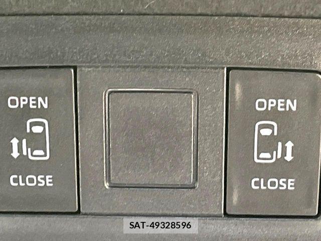 Toyota VOXY HYBRID 2023-05 7503683-5