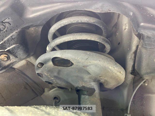 Toyota VOXY HYBRID 2017-11 7510446-19
