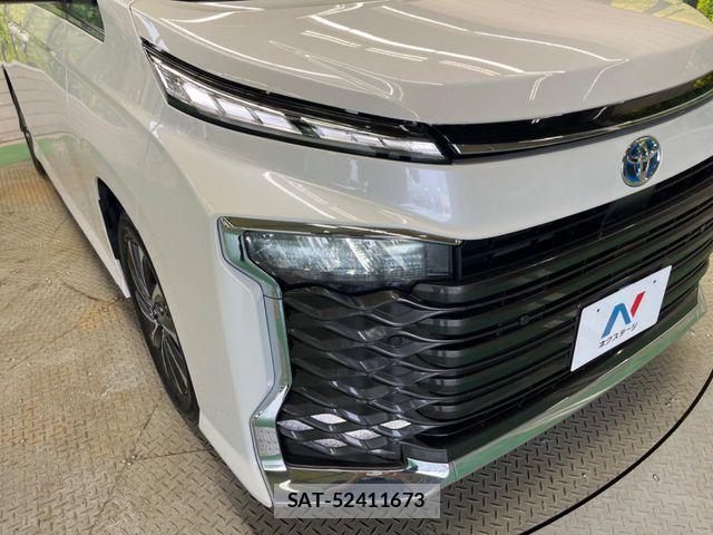 Toyota VOXY HYBRID 2024-07 7503676-11