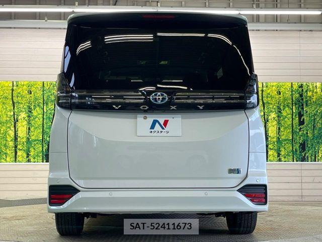 Toyota VOXY HYBRID 2024-07 7503676-14