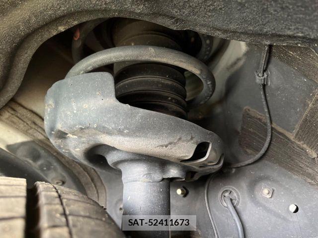 Toyota VOXY HYBRID 2024-07 7503676-19
