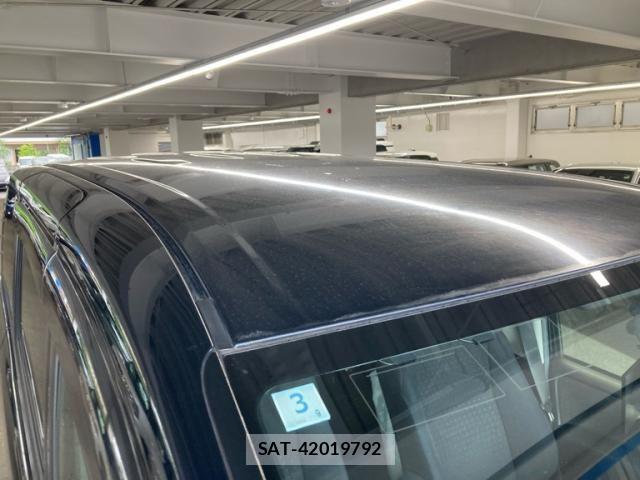 Toyota VOXY HYBRID 2014-03 7510447-4