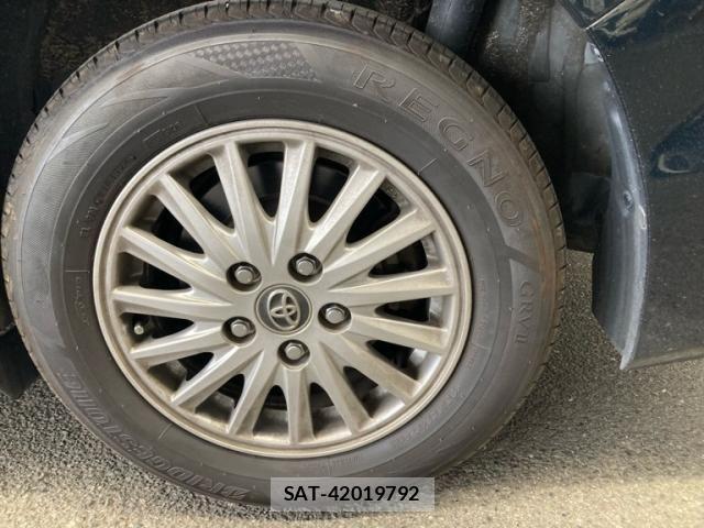 Toyota VOXY HYBRID 2014-03 7510447-7