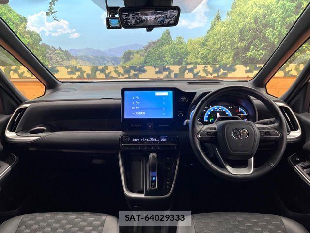 Toyota VOXY HYBRID 2023-12 7503652-1