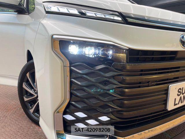 Toyota VOXY HYBRID 2025-01 7510424-12