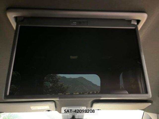 Toyota VOXY HYBRID 2025-01 7510424-2
