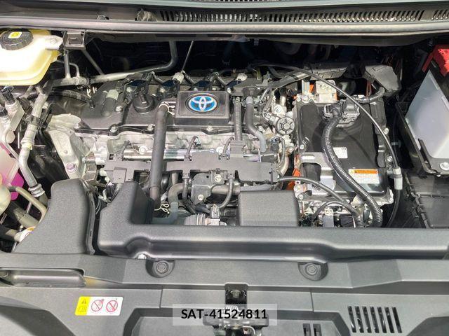 Toyota VOXY HYBRID 2023-10 7503667-17