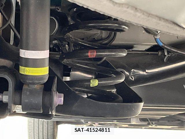Toyota VOXY HYBRID 2023-10 7503667-19