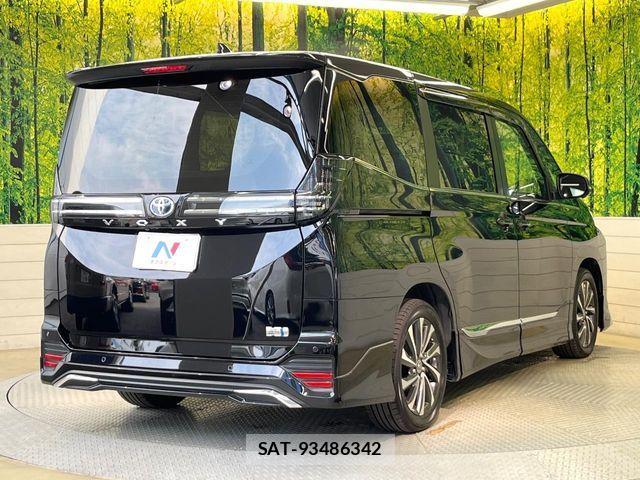 Toyota VOXY HYBRID 2022-10 7503678-16