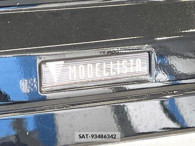 Toyota VOXY HYBRID 2022-10 7503678-6