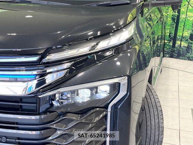 Toyota VOXY HYBRID 2022-04 7503665-12