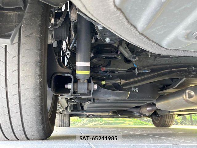 Toyota VOXY HYBRID 2022-04 7503665-19