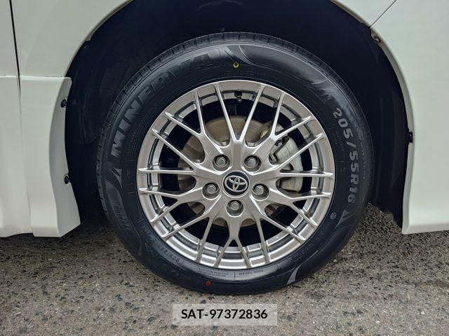 Toyota VOXY HYBRID 2021-03 7503684-7