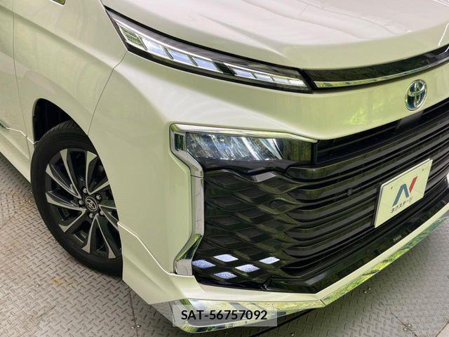 Toyota VOXY HYBRID 2025-01 7503660-12
