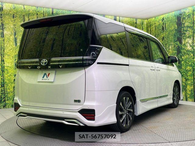 Toyota VOXY HYBRID 2025-01 7503660-17