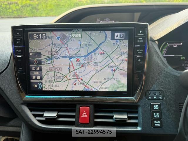 Toyota VOXY HYBRID 2015-06 7503700-21