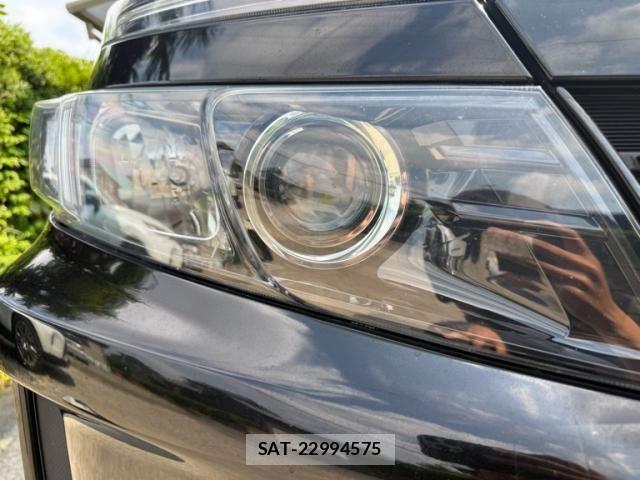 Toyota VOXY HYBRID 2015-06 7503700-4
