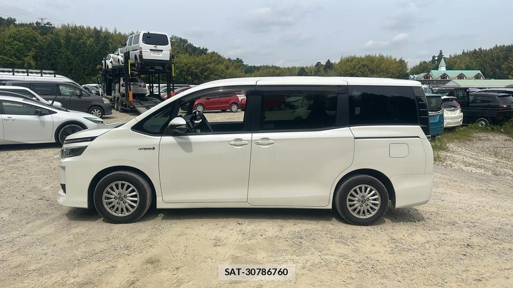 Toyota VOXY HYBRID 2014 6789013-1