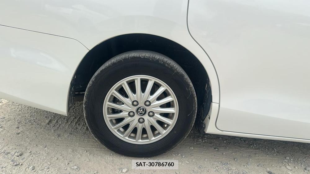 Toyota VOXY HYBRID 2014 6789013-25