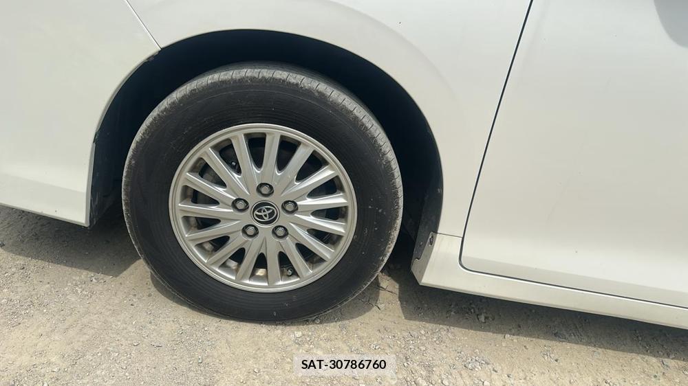Toyota VOXY HYBRID 2014 6789013-27