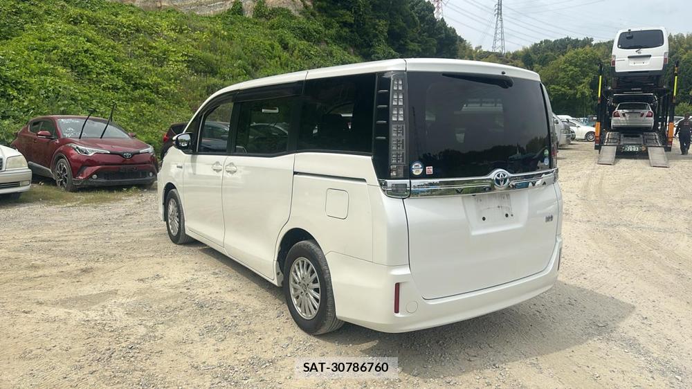 Toyota VOXY HYBRID 2014 6789013-2