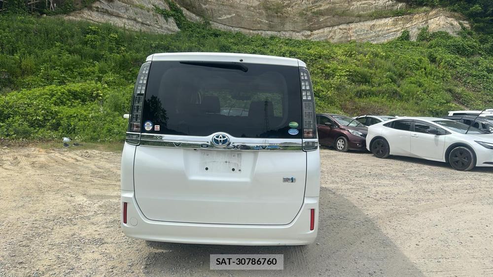 Toyota VOXY HYBRID 2014 6789013-3