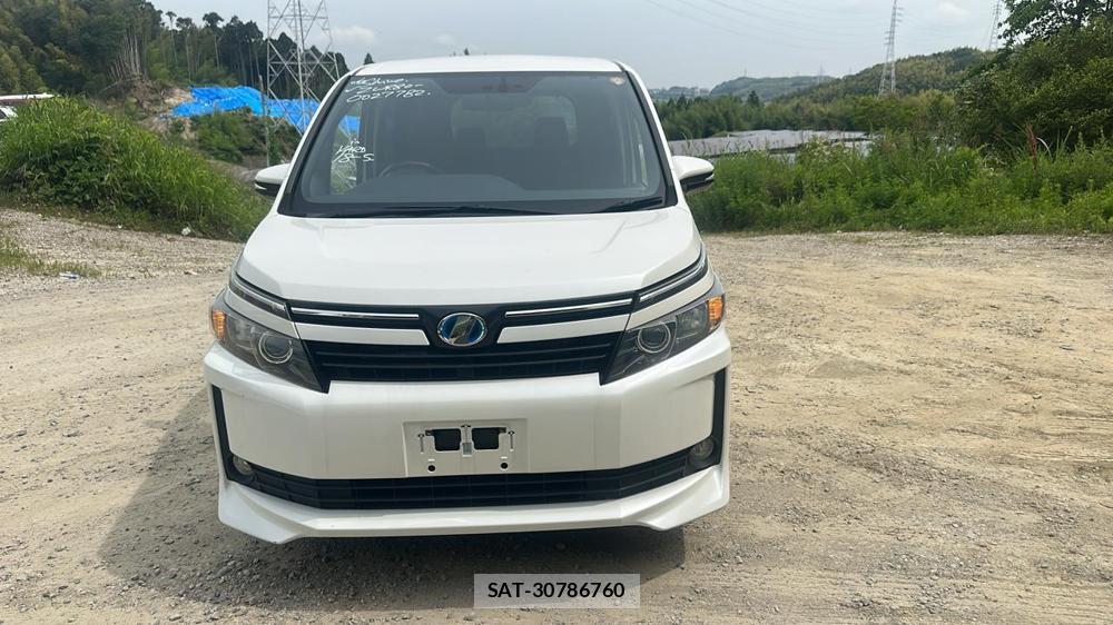Toyota VOXY HYBRID 2014 6789013-7