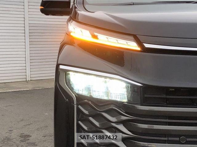 Toyota VOXY HYBRID 2022-09 7563076-9