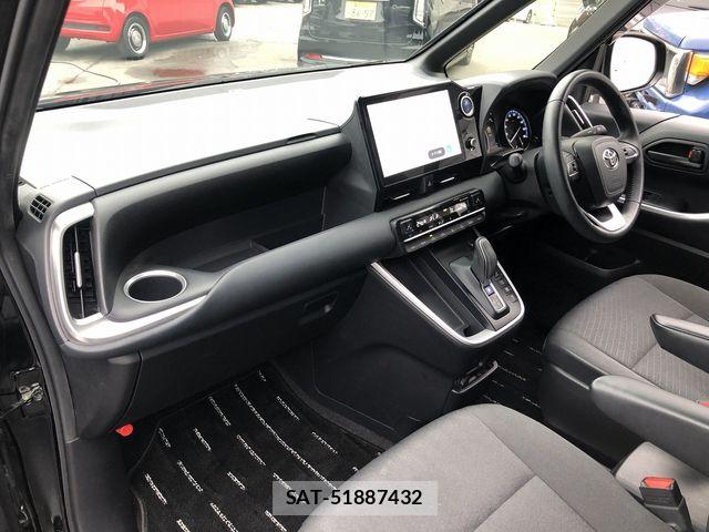 Toyota VOXY HYBRID 2022-09 7563076-18