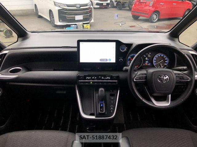 Toyota VOXY HYBRID 2022-09 7563076-2