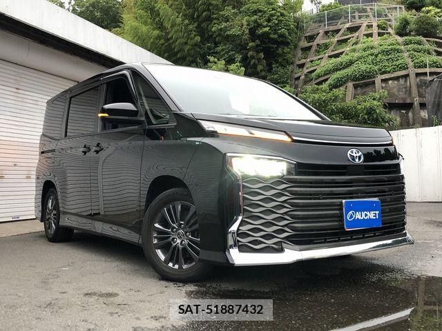 Toyota VOXY HYBRID 2022-09 7563076-4