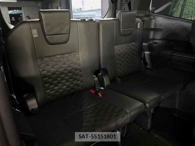 Toyota VOXY HYBRID 2023-07 7563074-9