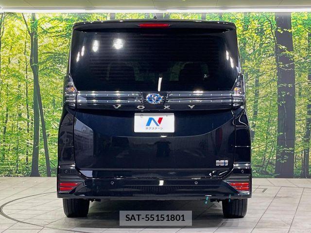 Toyota VOXY HYBRID 2023-07 7563074-15