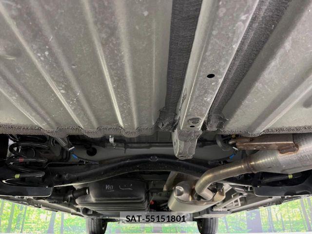 Toyota VOXY HYBRID 2023-07 7563074-19
