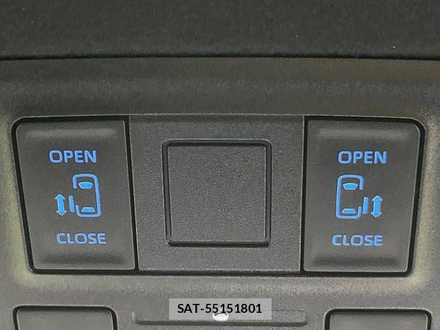 Toyota VOXY HYBRID 2023-07 7563074-4
