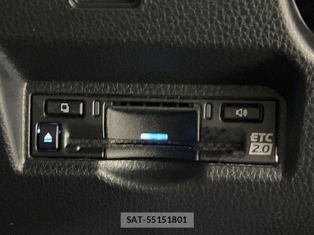 Toyota VOXY HYBRID 2023-07 7563074-6