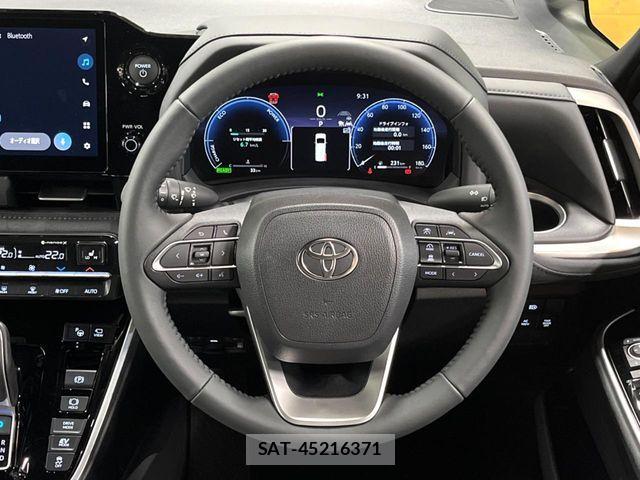Toyota VOXY HYBRID 2026-05 7563068-12