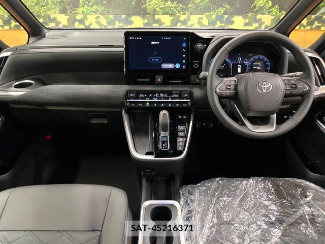 Toyota VOXY HYBRID 2026-05 7563068-1