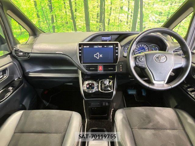 Toyota VOXY HYBRID 2021-07 7563075-1
