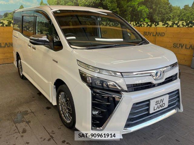 Toyota VOXY HYBRID 2018-04 7563077-16