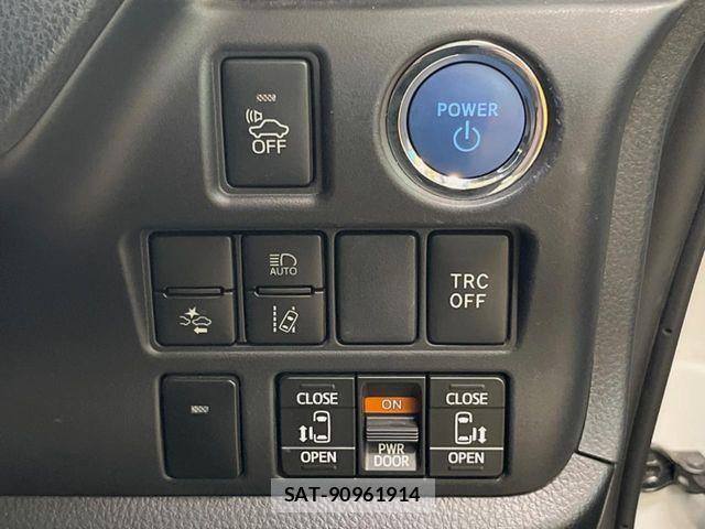 Toyota VOXY HYBRID 2018-04 7563077-5