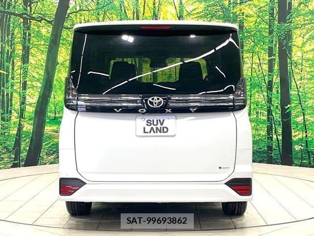 Toyota VOXY HYBRID 2026-05 7563070-17