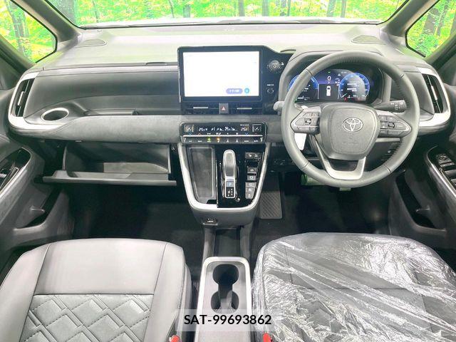 Toyota VOXY HYBRID 2026-05 7563070-1