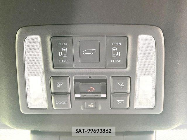 Toyota VOXY HYBRID 2026-05 7563070-7