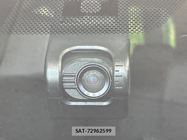 Toyota VOXY HYBRID 2018-01 7621296-7