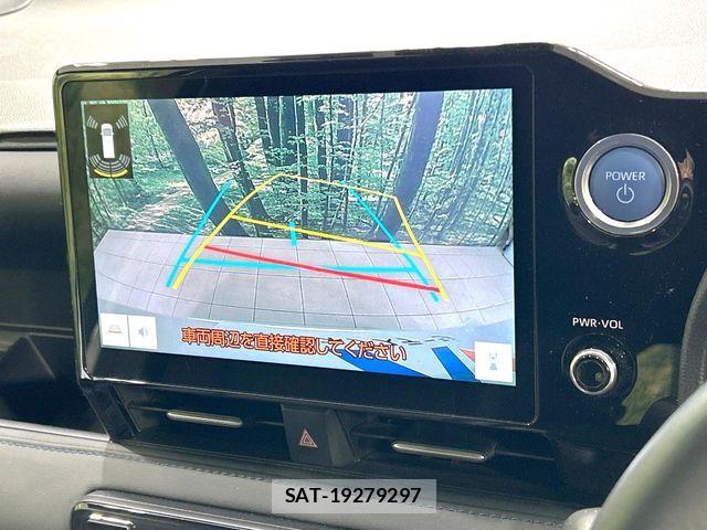 Toyota VOXY HYBRID 2023-01 7621281-3