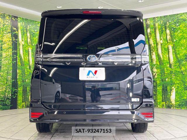 Toyota VOXY HYBRID 2022-09 7621288-14